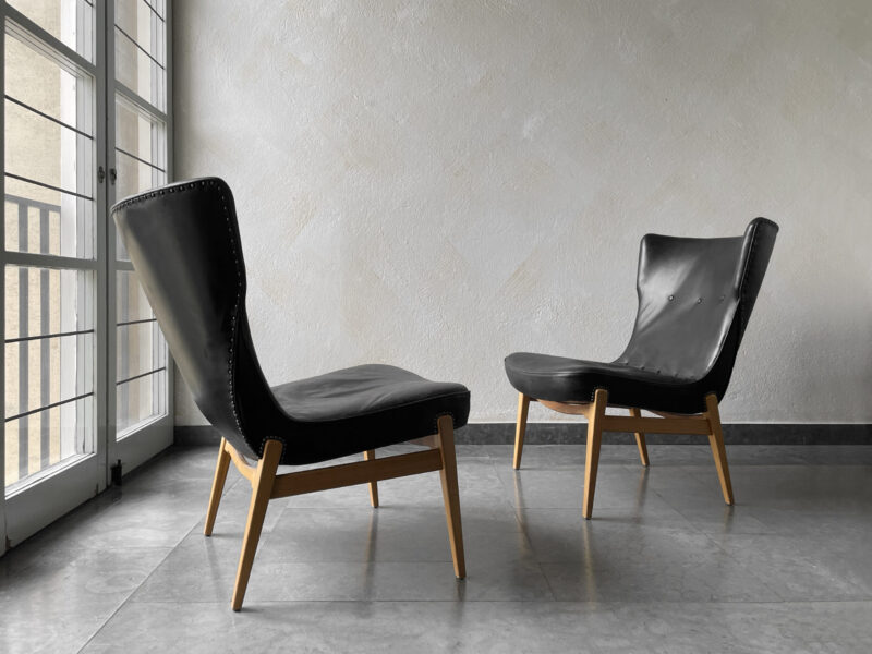 Olof Wretlind Lounge chairs, 1942